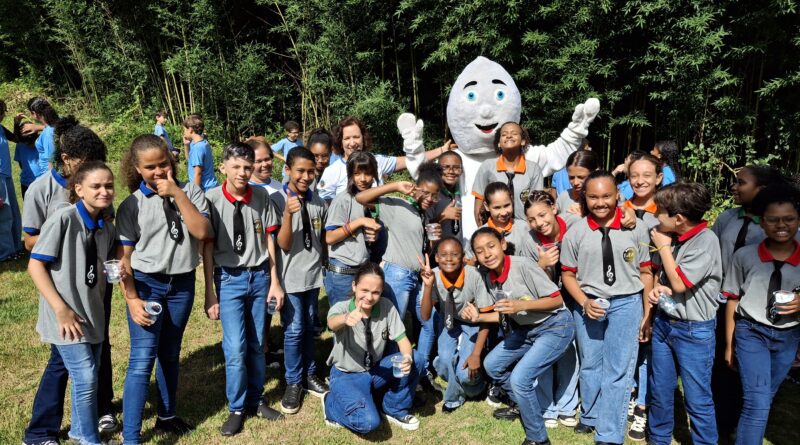 Prefeitura de João Monlevade inicia programação do Dia Mundial da Água com visita de alunos à ETA