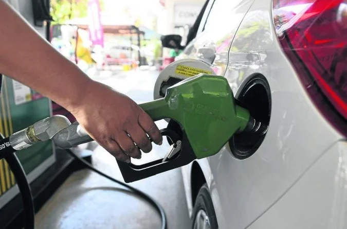 Governo nega risco de desabastecimento enquanto restrições de combustíveis são relatadas em Minas