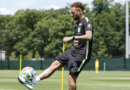 Neymar participa de treino da Seleção antes de duelo contra o Haiti, mas retorno aos jogos ainda é incerto