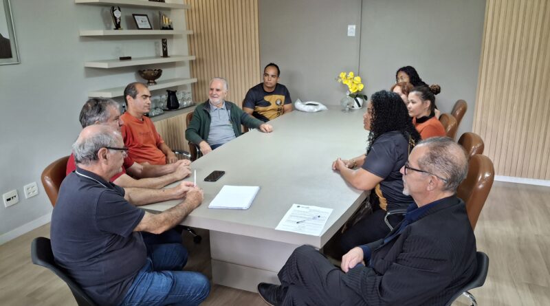 Dr. Laércio recebe atletas monlevadenses classificadas para o Brasileiro de Taekwondo Dr. Laércio recebe atletas monlevadenses classificadas para o Brasileiro de Taekwondo