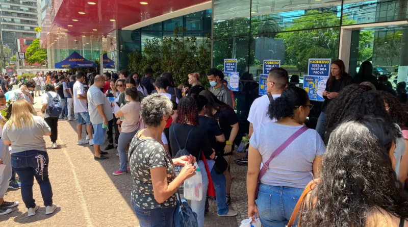 Inscrições para bolsas do Prouni no segundo semestre de 2026 começam nesta terça-feira