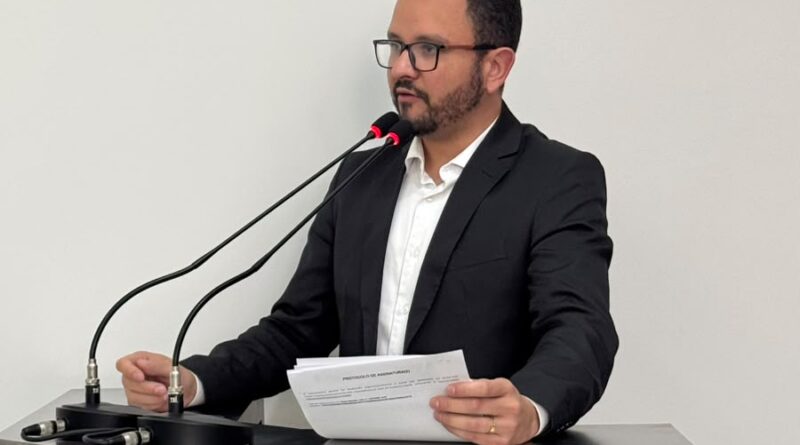 Projeto que garante acesso a medicamentos da REMUME com receita da rede privada é aprovado em primeiro turno