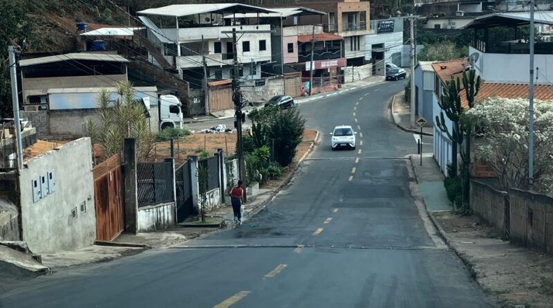Moradores pedem medidas para reduzir velocidade de veículos na rua Leonardo Diniz