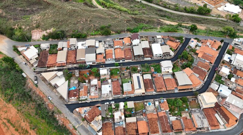 Mais quatro ruas no bairro Satélite recebem asfalto