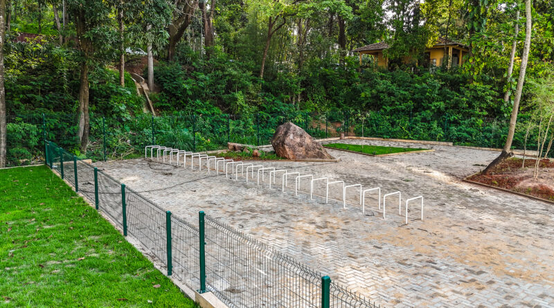 Estacionamento do Parque do Areão está com 98% do calçamento concluído