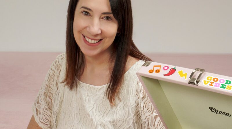 6º Flitabira recebe Paula Pimenta e oferece programação infantojuvenil para crianças e jovens
